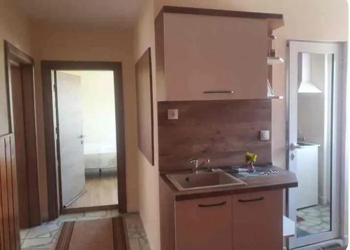 דירה бащината къща