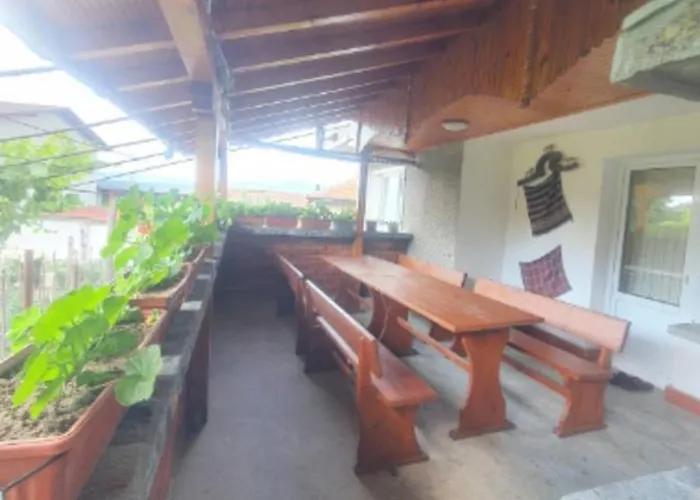 бащината къща דירה