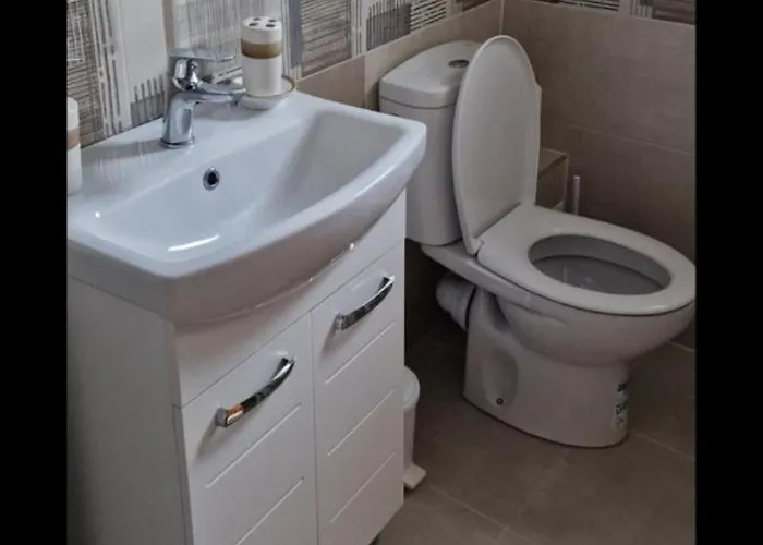 бащината къща ספרבה בניה